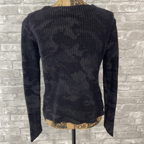 Generation Love Distressed Gray Camo
Asymmetric Wool Blend Sweater - Picture 4 of 8